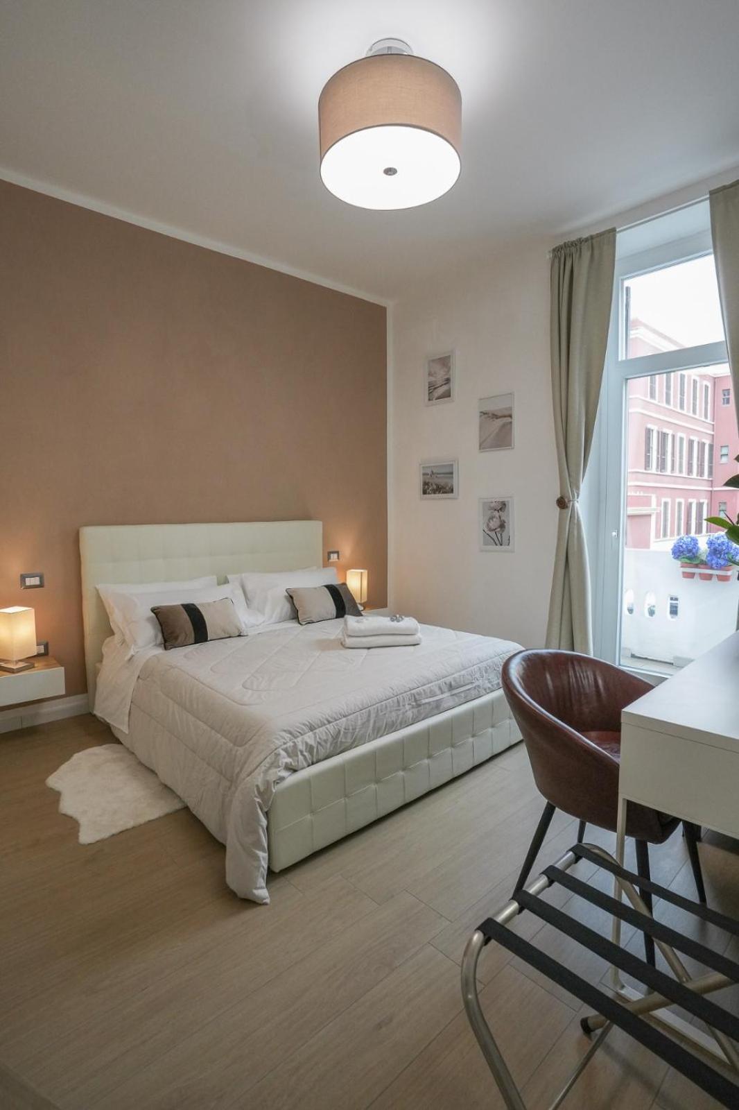 Luxury Rooms Paoli 19 Каляри Екстериор снимка